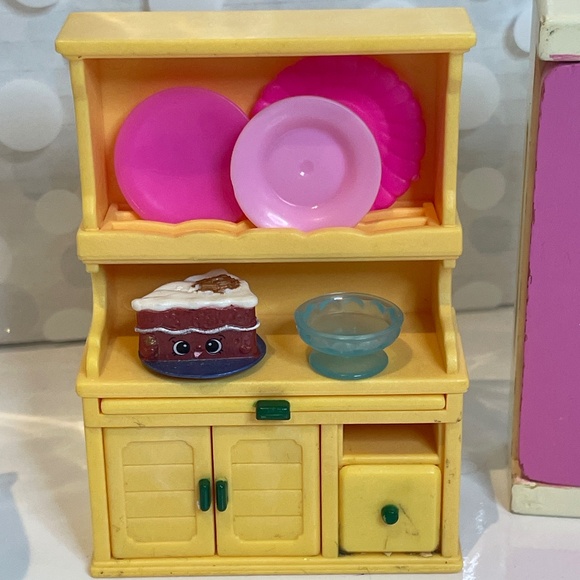 Calico Critters 🐱🐰Carriage & Furniture bundle - Picture 10 of 12